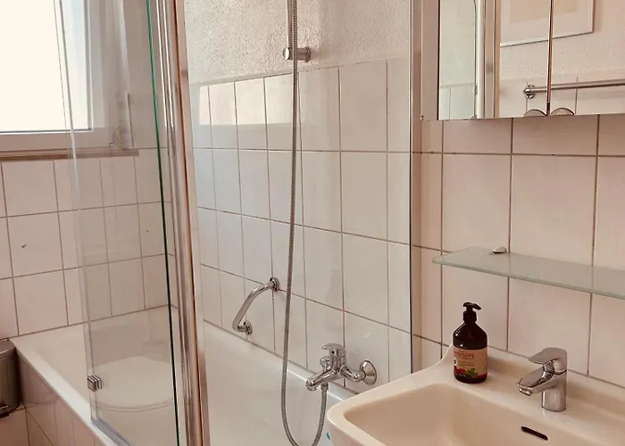 H6 Xl I 90m2 I 6 P I Wasch I Balkon I *